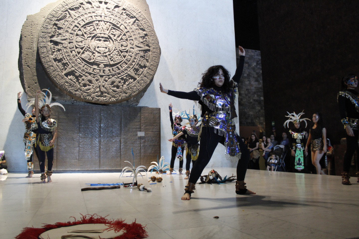 Yo Luna, yo Coyolxauhqui