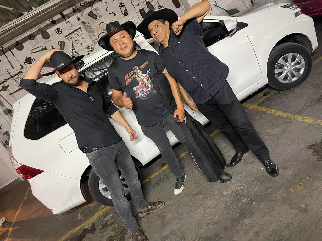 Paco Tex y los sombreros
